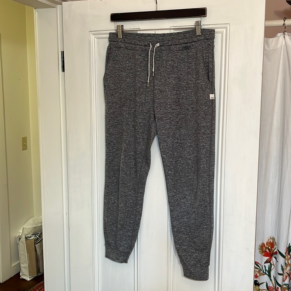 Vuori Performance DreamKnit™ Joggers